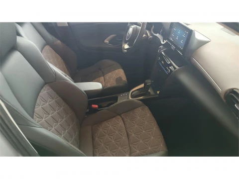 Toyota Yaris Cross 5 Puertas Style 120H e-CVT