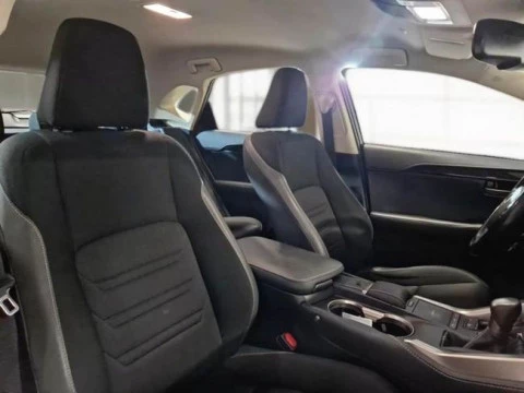 Lexus NX 2.5 300h Executive 4WD