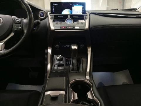 Lexus NX 2.5 300h Executive 4WD