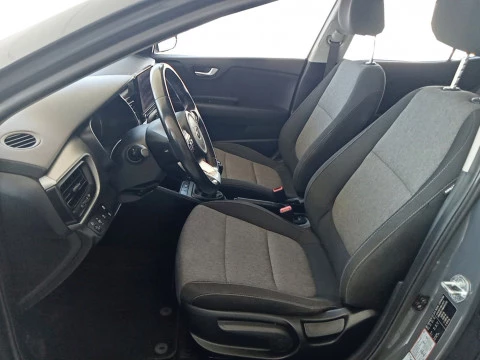 Kia Stonic 1.0 T-GDi 88kW (120CV) MHEV iMT Concept