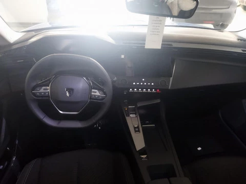 Peugeot 308 1.5 BLUEHDI 130 EAT8 ACTIVE PACK 5P