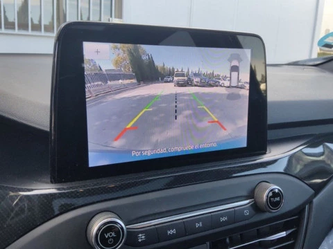 Ford Focus 1.0 Ecoboost MHEV 114kW ST-Line