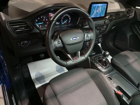 Ford Focus 1.0 Ecoboost MHEV 114kW ST-Line