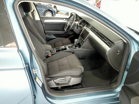Volkswagen Passat Advance 2.0 TDI 110kW(150CV) DSG Variant