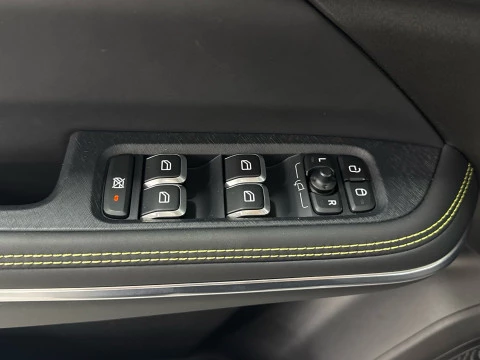 Lynk & Co 01 1.5 PHEV CORE 5P