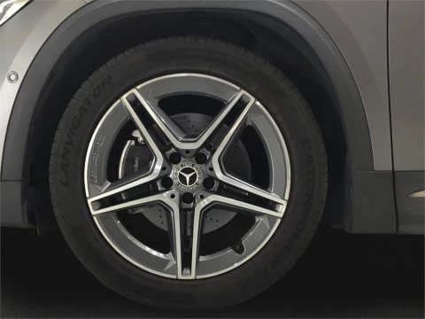 Mercedes-Benz GLA 200 D