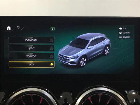 Mercedes-Benz GLA 200 D