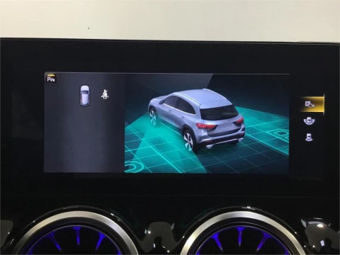 Mercedes-Benz GLA 200 D