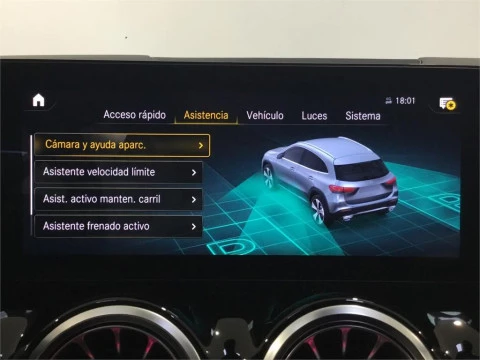 Mercedes-Benz GLA 200 D