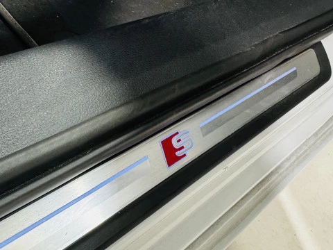 Audi A6 Avant S Line 40 TDI 150kW quat-ul S tron