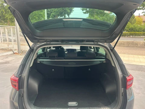 Kia Sportage 1.6 MHEV Drive 100kW (136CV) 4x2