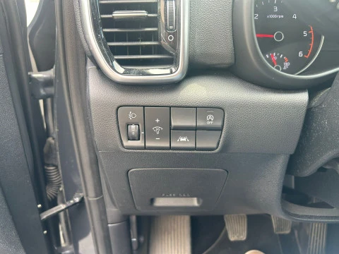 Kia Sportage 1.6 MHEV Drive 100kW (136CV) 4x2