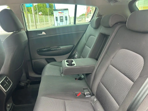 Kia Sportage 1.6 MHEV Drive 100kW (136CV) 4x2