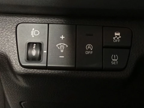 Kia Rio 1.0 T-GDi 74kW (100CV) MHEV iMT Concept