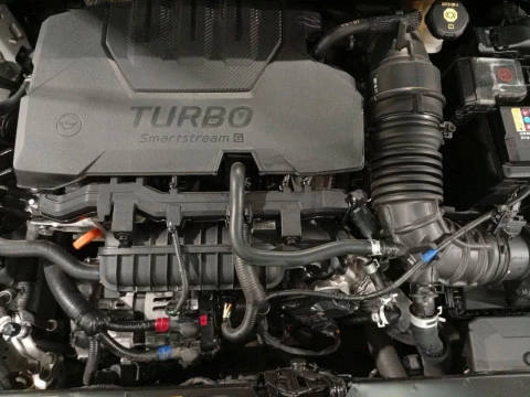 Kia Rio 1.0 T-GDi 74kW (100CV) MHEV iMT Concept