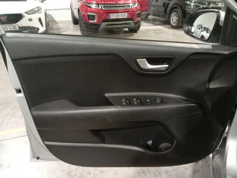 Kia Rio 1.0 T-GDi 74kW (100CV) MHEV iMT Concept