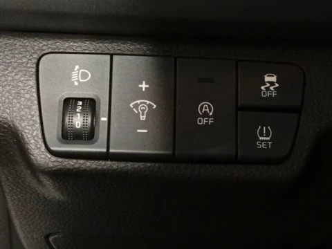 Kia Rio 1.0 T-GDi 74kW (100CV) MHEV iMT Concept