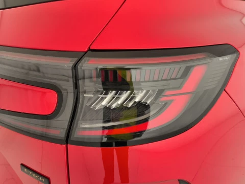 Renault Espace Techno E-Tech full hybrid 146kW