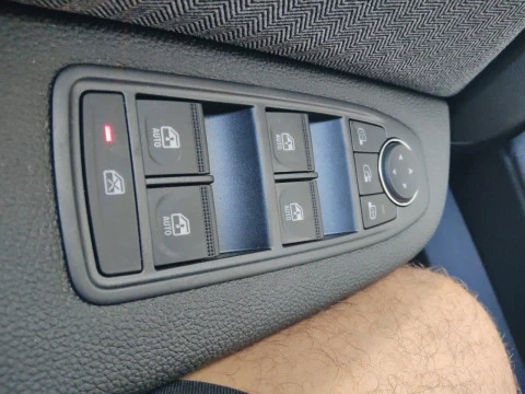 Renault Clio Techno E-Tech full hybrid 145 (103kw)