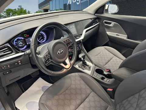 Kia Niro 1.6 GDi Híbrido 104kW (141CV) Concept