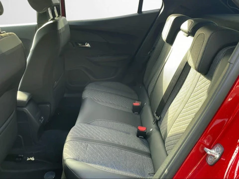 Peugeot e-2008 Eléctrico Allure 156 (115kW)