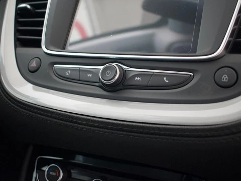 Opel Grandland X 1.2 TURBO 120 ANIVERSARIO 5P