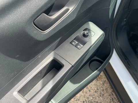 Ford Transit Courier Van BEV 54kWh 100kW Trend Auto