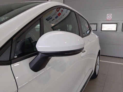 Renault Clio   TCe Intens 67kW