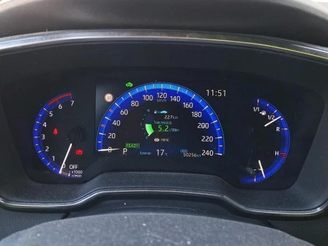 Toyota Corolla 1.8 125H ACTIVE TECH E-CVT