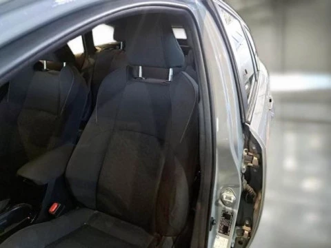 Toyota Corolla 1.8 125H BUSINESS PLUS E-CVT TOU SPORT