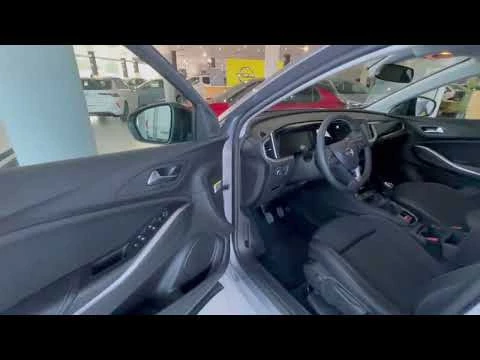 Opel Grandland GS 1.2 Turbo S/S MT6 130 CV