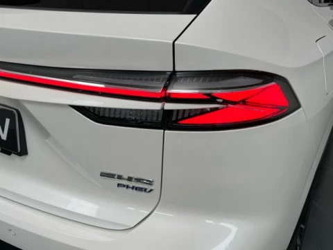 MG HS 1.5T PLUG IN HYBRID LUXURY