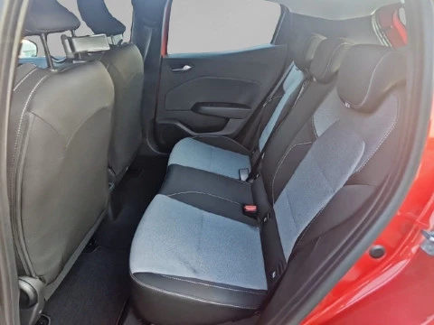 Renault Clio Evolution TCe 90 (67kw)