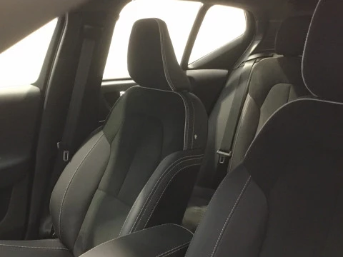 Volvo XC40 XC40 Bright Plus B4 AWD (gasolina) Automatic