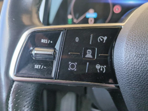 Renault Megane E-Tech Iconic Autonomía Confort AC22 EV60