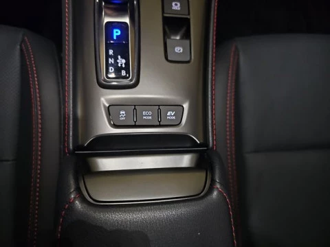 Lexus LBX 1.5 136cv HEV Emotion+