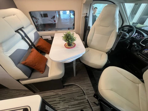 MCLOUIS MENFYS VAN MENFYS 3 MAXI