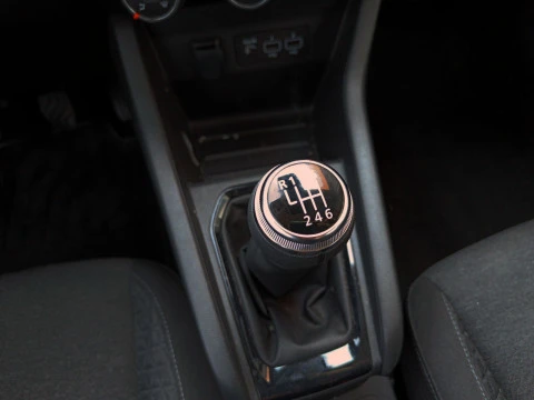 Renault Clio 1.0 TCE 67KW EQUILIBRE 5P
