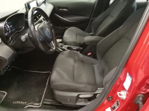 Toyota Corolla 1.8 125H BUSINESS E-CVT TOU SPORT