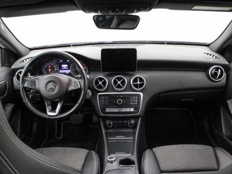 Mercedes-Benz Clase A A 200 D DCT 136CV 5P