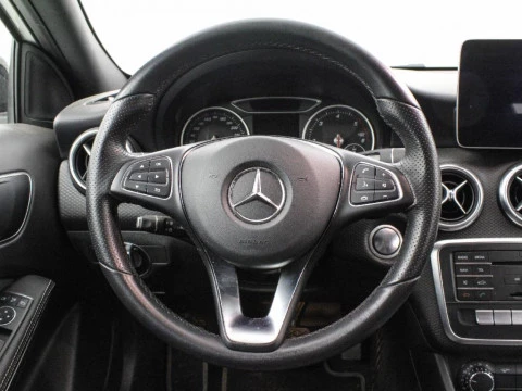 Mercedes-Benz Clase A A 200 D DCT 136CV 5P