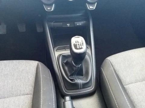 Kia Stonic  1.0 T-GDi MHEV Concept 100