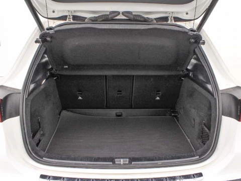 Mercedes-Benz GLA 2.0 GLA 200 D DCT 150 5P