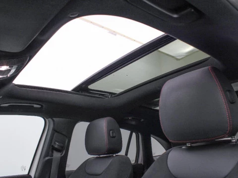 Mercedes-Benz GLA 2.0 GLA 200 D DCT 150 5P