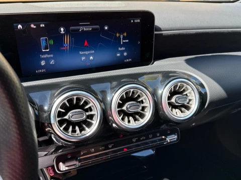 Mercedes-Benz Clase A  250 e Compact