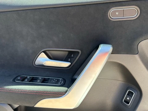 Mercedes-Benz Clase A  250 e Compact