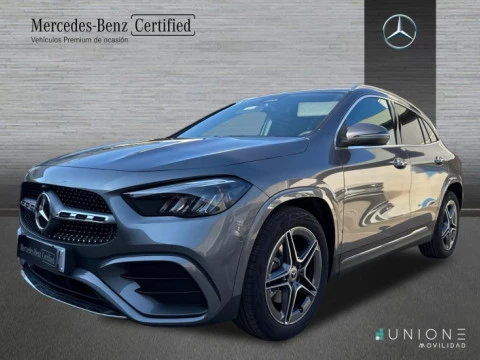 Mercedes-Benz GLA  200 d