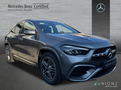 Mercedes-Benz GLA  200 d