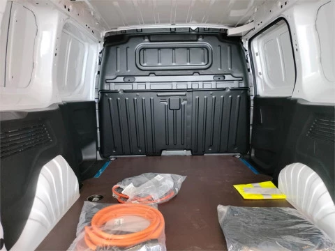 Toyota Proace City Van Larga 50kWH GX PLUS