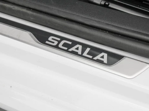 Skoda Scala SELECTION 1,5 TSI 110 KW (150 CV) MANUAL 6 VEL.